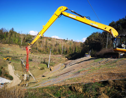 Rafforzamento Corticale con Barre Autoperforanti